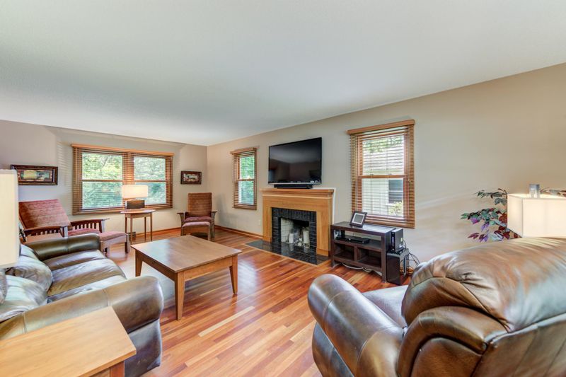5716 Dewey Hill Rd, Edina, MN 55439