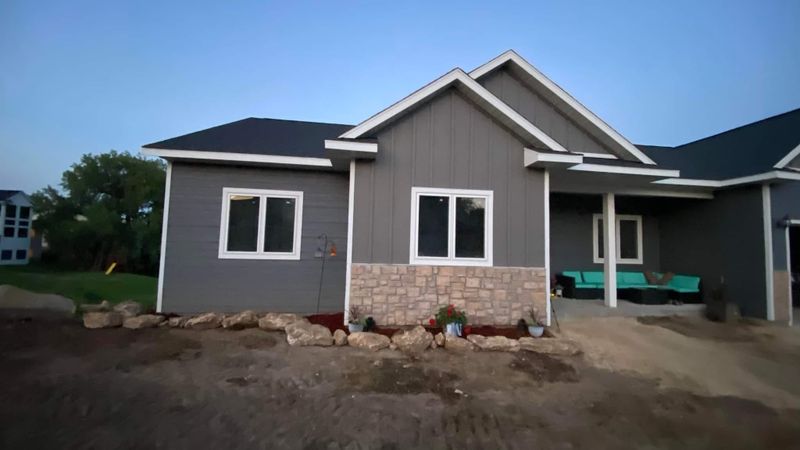 58 Wildridge Dr, Winona, MN 55987