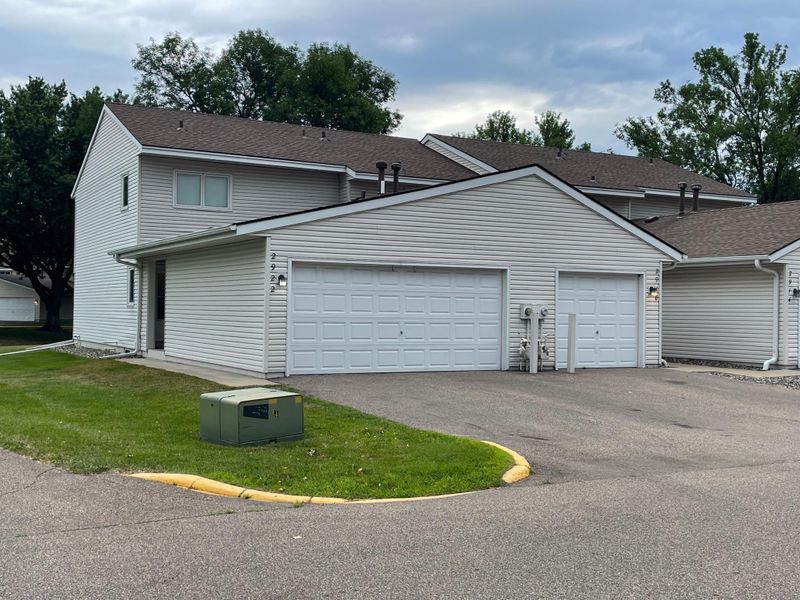 2922 68th Ln N, Brooklyn Center, MN 55430