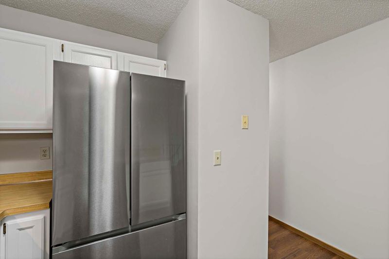 2561 Brookdale Ln, Brooklyn Park, MN 55444