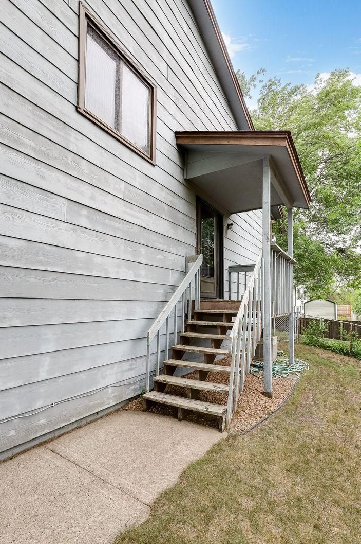 7432 74th Ave N, Brooklyn Park, MN 55428