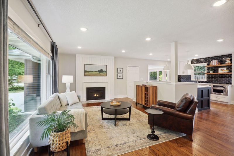 4515 Chatelain Ter, Golden Valley, MN 55422