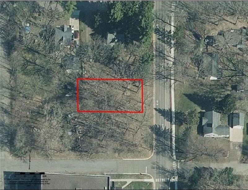 1017 13th St SE, Menomonie, WI 54751