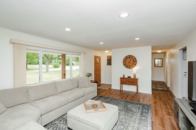 13620 Forestview Ln N, Dayton, MN 55327