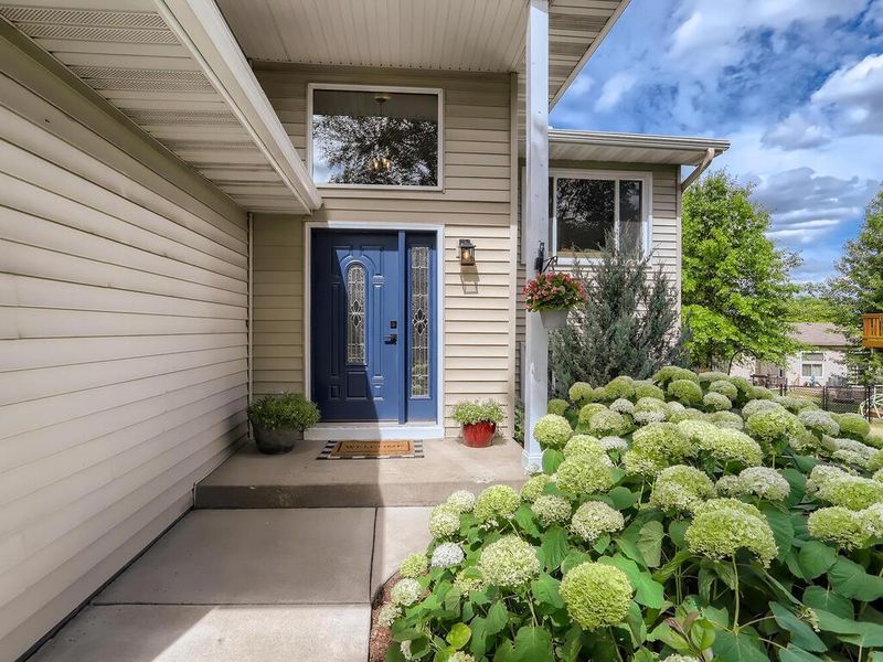 17526 Gage Ave, Farmington, MN 55024