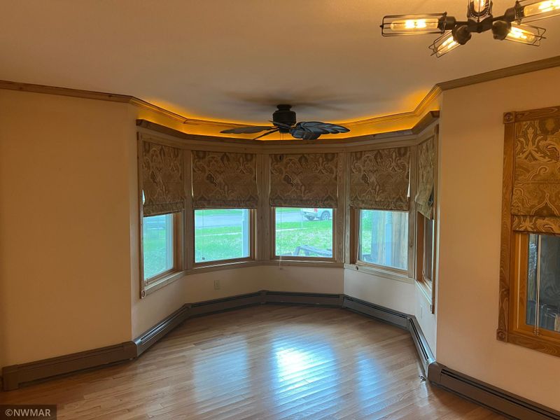 314 6th St, International Falls, MN 56649