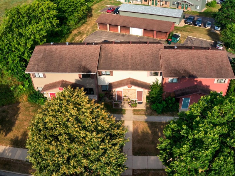1285 Bartosh Ln, River Falls, WI 54022