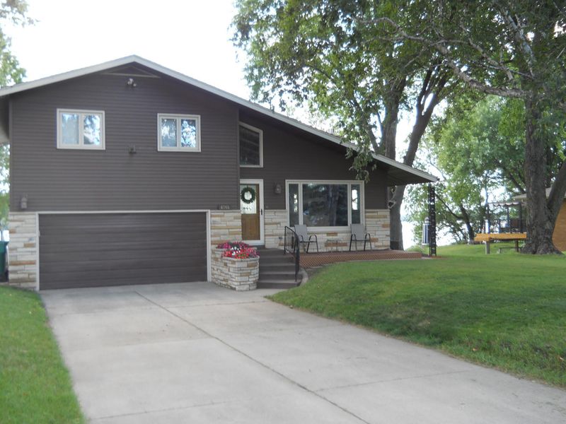 6748 296th St E, Cannon Falls, MN 55009