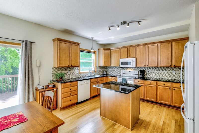 11163 20th St NE, Saint Michael, MN 55376
