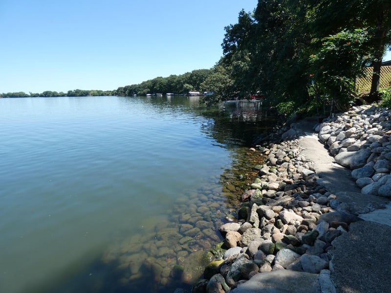 38 Shady Rest Rd, Garvin, MN 56132