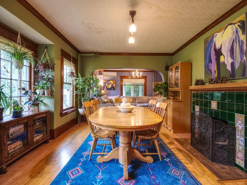 321 13th St SE, Menomonie, WI 54751