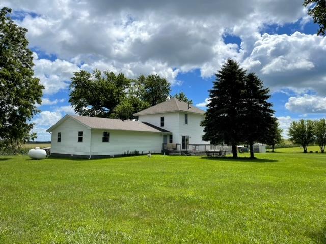 10256 530th Ave, Bricelyn, MN 56014