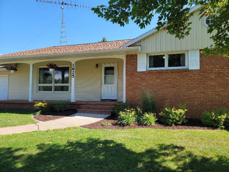 1625 Talbot St, Cumberland, WI 54829