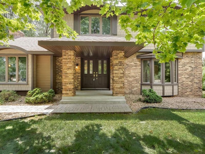 14616 Carriage Ln, Burnsville, MN 55306
