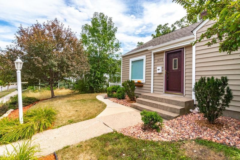 1472 Canfield Ave, Saint Paul, MN 55108
