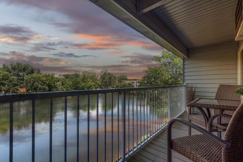 175 County Road B2 E #308, Little Canada, MN 55117