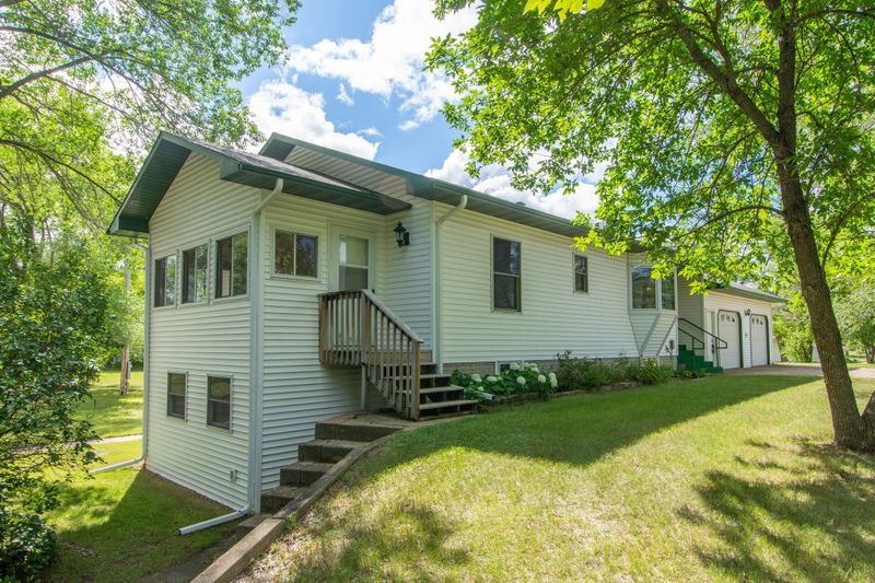 623 W 4th St S, Pillager, MN 56473