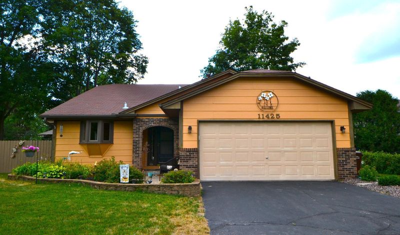 11425 Florida Ave N, Champlin, MN 55316