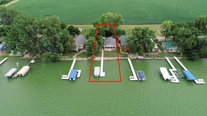 148 Dewey St, Welcome, MN 56181
