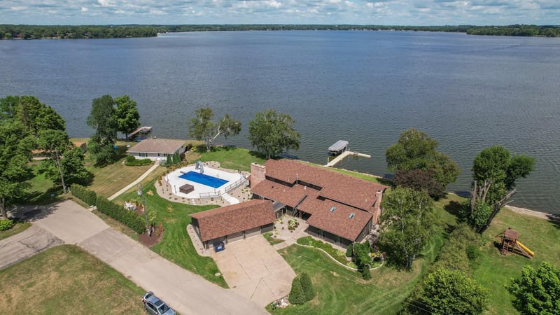 22635 Dodge Ct, Faribault, MN 55021