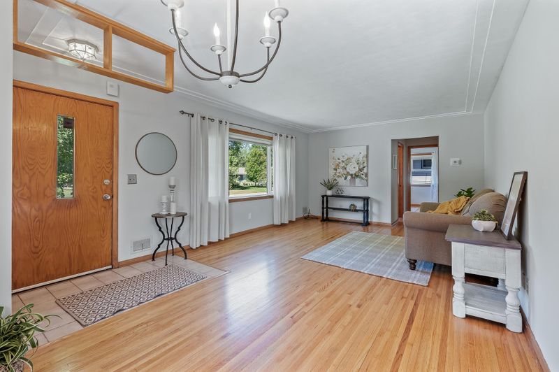 6800 Drew Ave N, Brooklyn Center, MN 55429