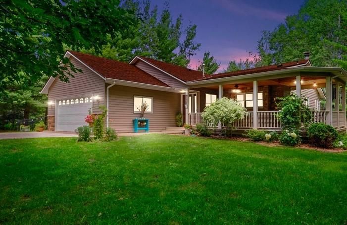 33025 Heather St NW, Cambridge, MN 55008