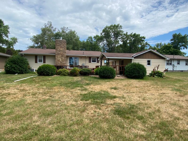 211 Sanford Rd, Benson, MN 56215