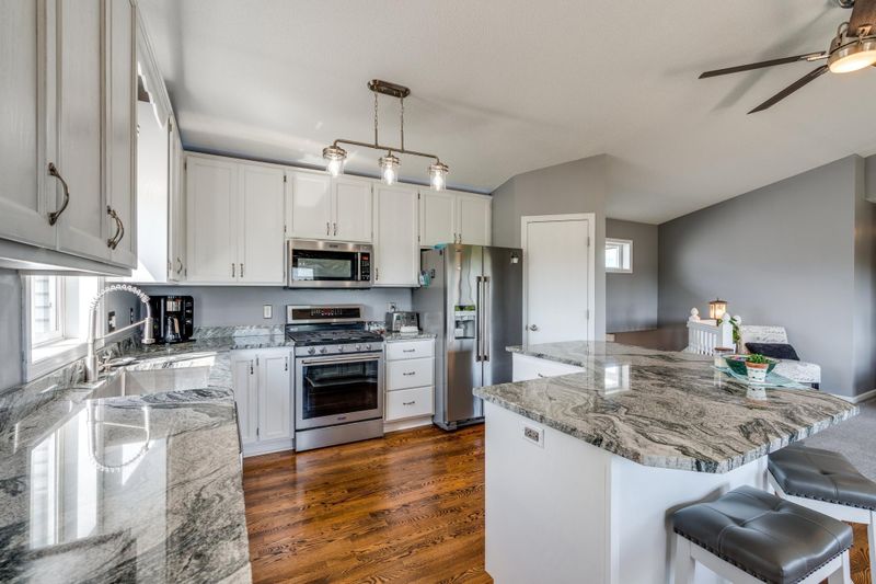 3856 Savannah Ave, Monticello, MN 55362