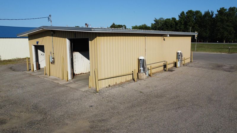 816 W 5th St, Morris, MN 56267