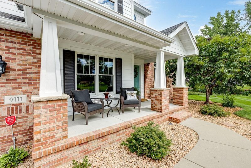 9111 Andrie Ct NW, Andover, MN 55303