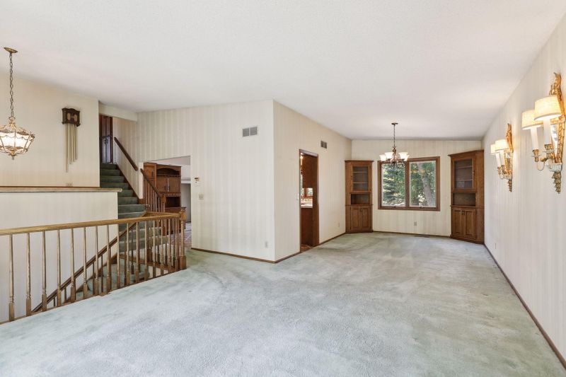 463 Arlington Ave E, Saint Paul, MN 55130