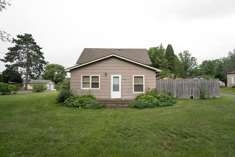 305 2nd St NE, Rock Creek, MN 55063
