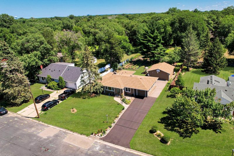 10015 Harriet Ave S, Bloomington, MN 55420