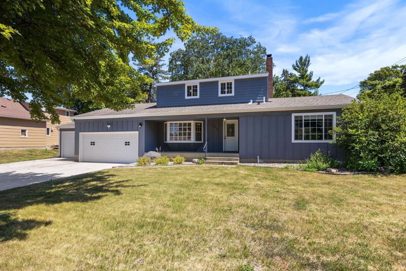 1522 Louden Ave N, Glencoe, MN 55336