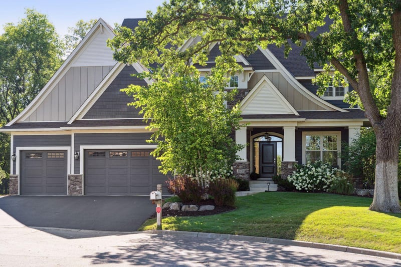 13730 Coyote Ct, Minnetonka, MN 55305