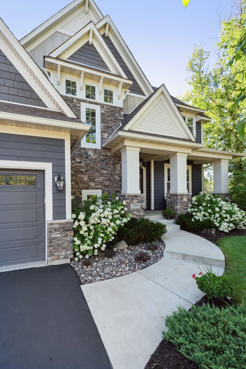 13730 Coyote Ct, Minnetonka, MN 55305