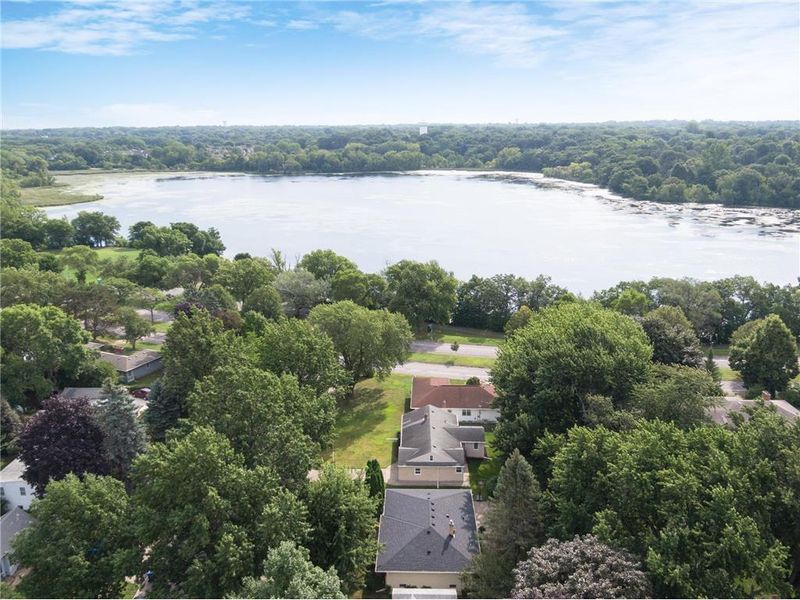 2130 Magnolia Ave E, Saint Paul, MN 55119