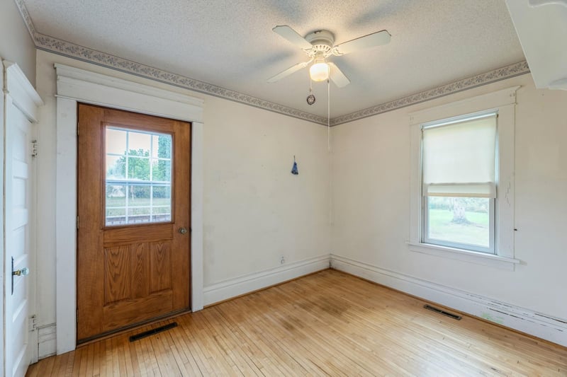 1624 Wall Ave, Bock, MN 56313