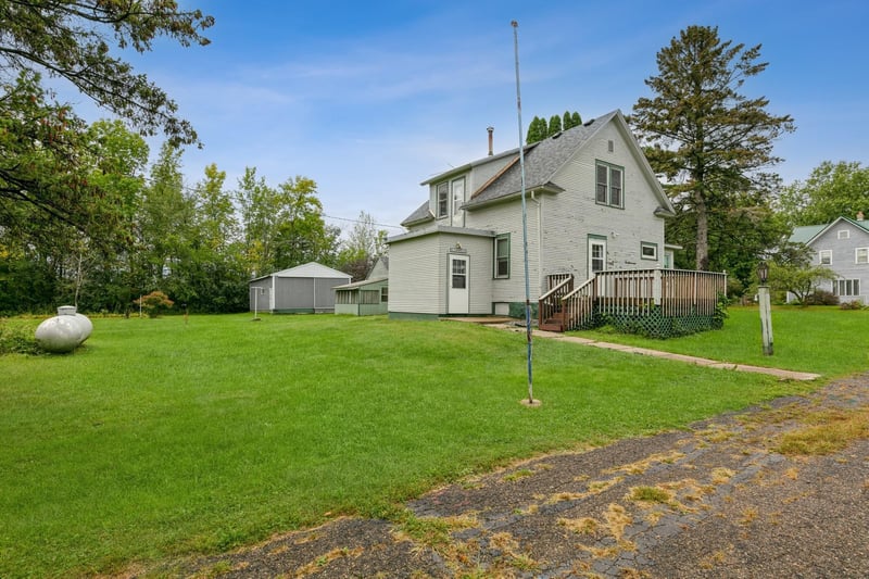 1624 Wall Ave, Bock, MN 56313