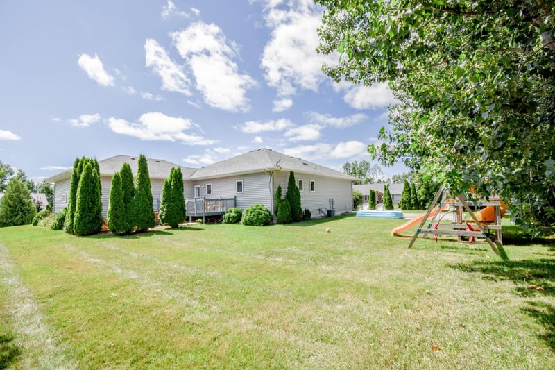 232 Poplar Ave, Lowry, MN 56349