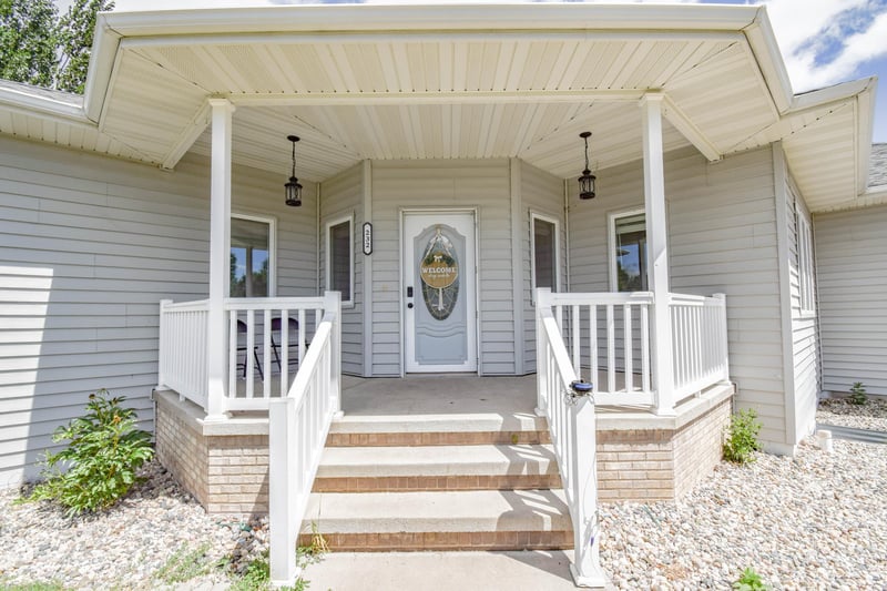 232 Poplar Ave, Lowry, MN 56349