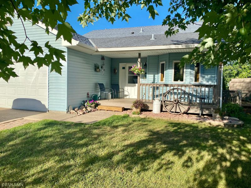 24131 Amazon St NE, Stacy, MN 55079