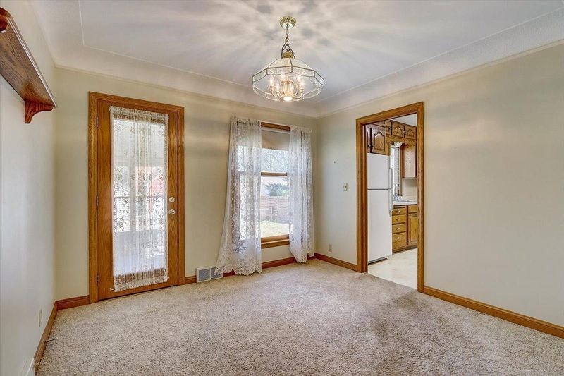 5937 Oakland Ave, Minneapolis, MN 55417