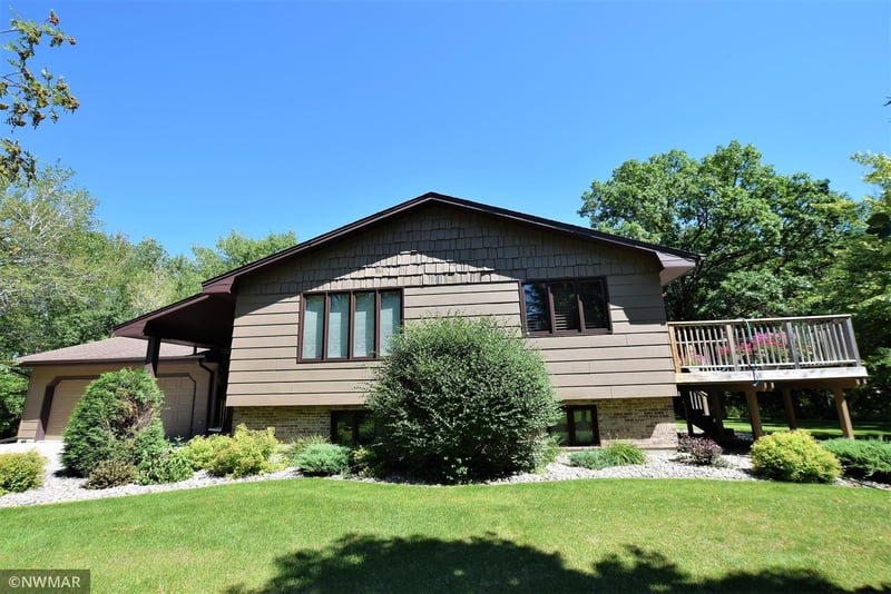 23786 370th Ave, Roseau, MN 56751