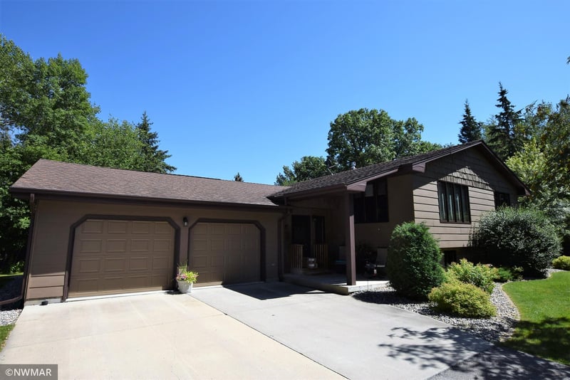23786 370th Ave, Roseau, MN 56751