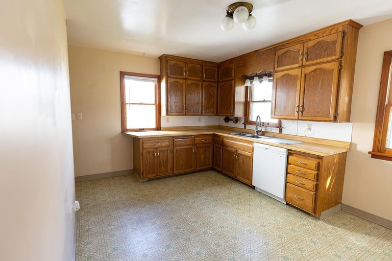 1324 Hyde Ave, La Crosse, WI 54601