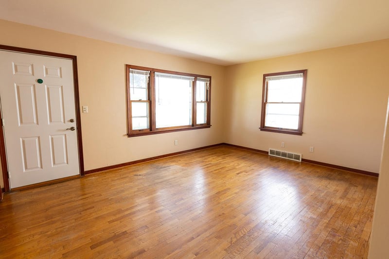 1324 Hyde Ave, La Crosse, WI 54601