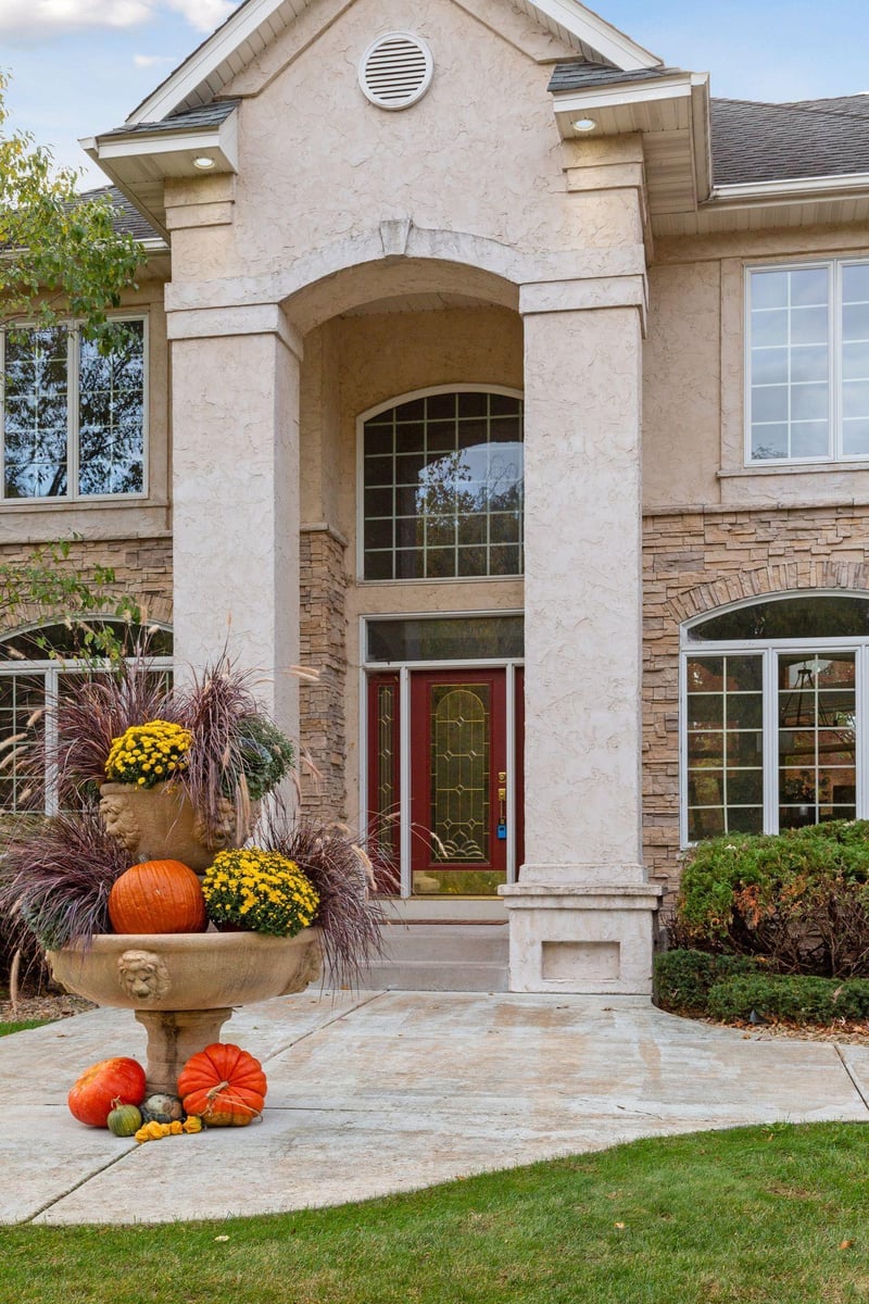 11556 Chamberlain Ct, Eden Prairie, MN 55344