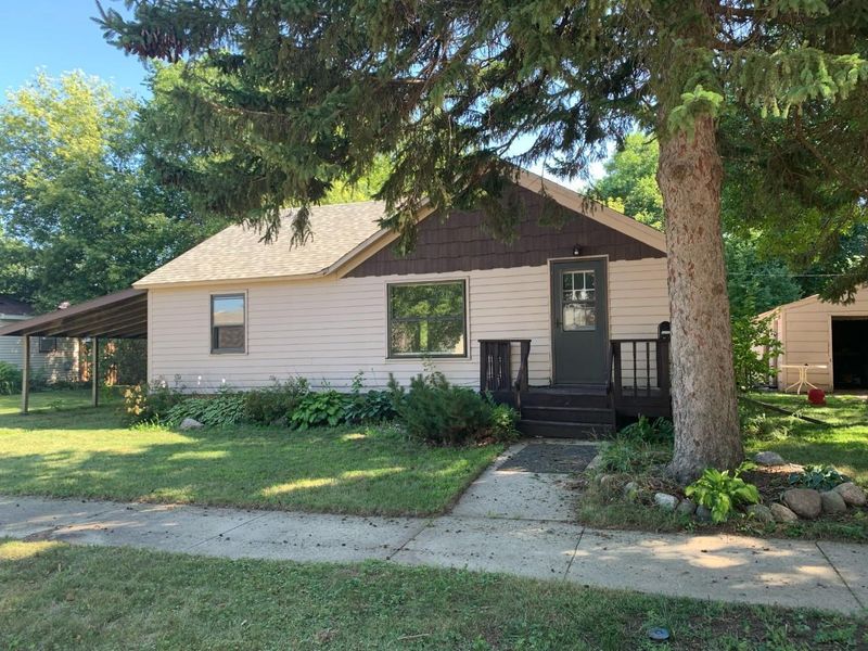 2642 22nd St, Slayton, MN 56172