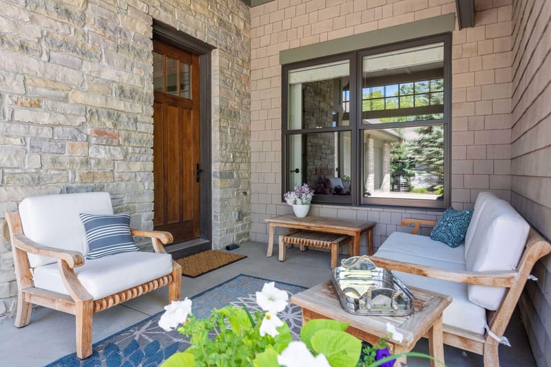 15924 Portico Dr, Minnetonka, MN 55391